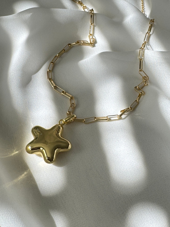 Buena Vista Star Necklace