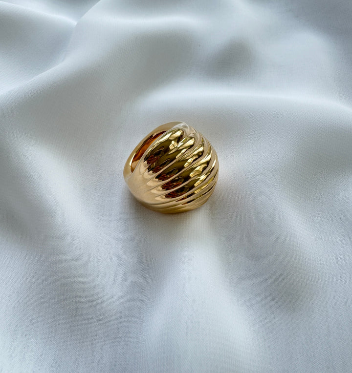 Ripples Ring